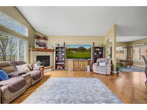 Living - 5046 Rangeview Ave, Longmont, CO 80504 photo 2 of 2