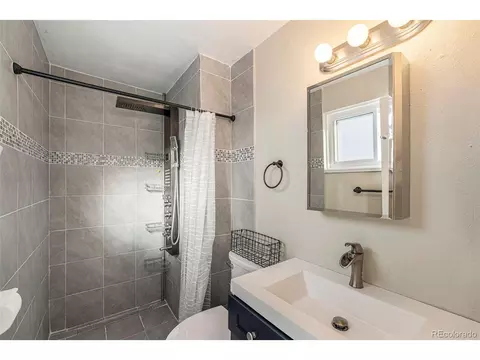 Undisclosed, Arvada, CO 80003 photo 11