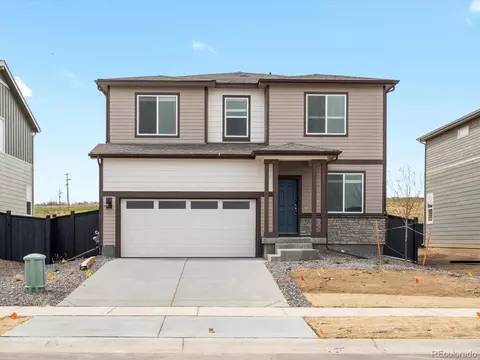 7320 27th Street Ln, Greeley, CO 80634