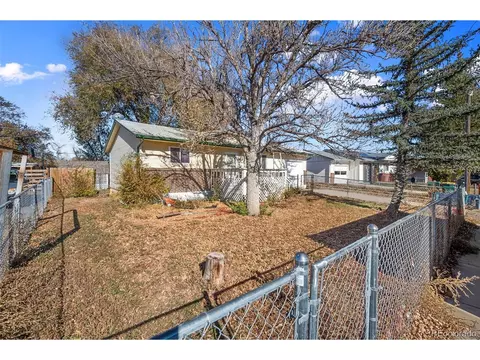 1319 Maxwell St, Colorado Springs, CO 80906