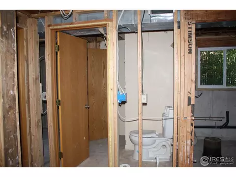 1051 E 5th Ave, Lyons, CO 80540 photo 12
