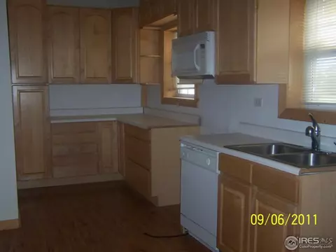 245 Washington Ave, Bennett, CO 80102 photo 3