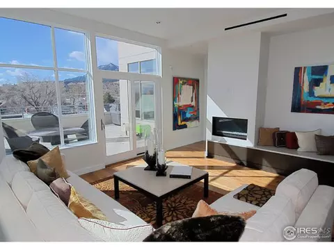 1655 Walnut St #305, Boulder, CO 80302 photo 2