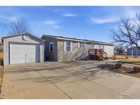 3301 Coyote Ln #26, Evans, CO 80620 photo 2