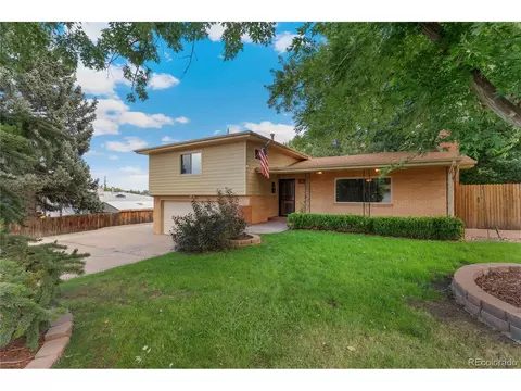 960 S Webster St, Lakewood, CO 80226