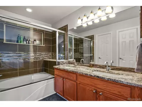 1249 E 96th Pl, Thornton, CO 80229 photo 9