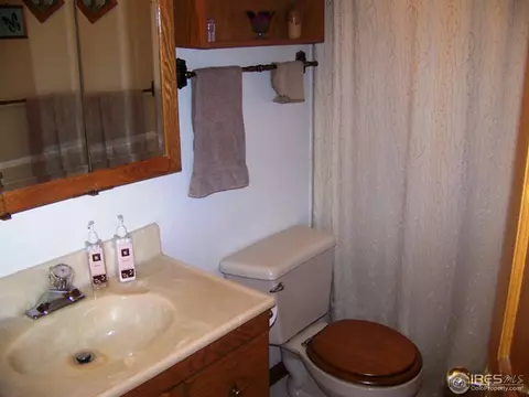811 E 5th Ave, Lyons, CO 80540 photo 17