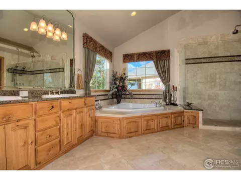 2075 Doyle Dr, Berthoud, CO 80513 photo 10