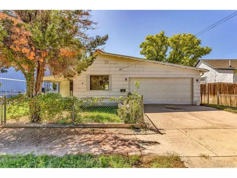 911 W 1st St, Florence, CO 81226