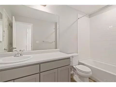 16040 E Warner Pl, Denver, CO 80239 photo 24