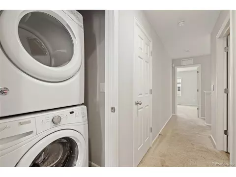 16040 E Warner Pl, Denver, CO 80239 photo 25