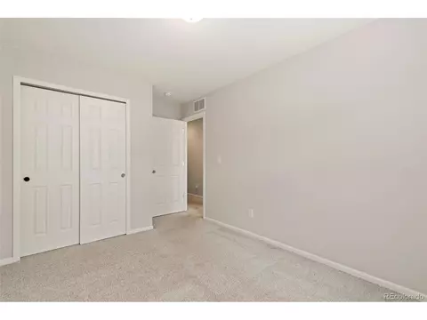 16040 E Warner Pl, Denver, CO 80239 photo 23