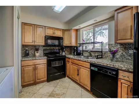 12814 E Florida Dr, Aurora, CO 80012 photo 4
