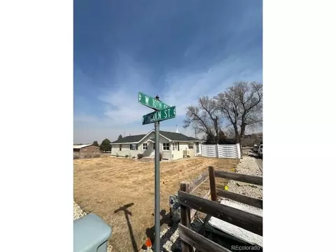 1012 Lincoln St, Wray, CO 80758