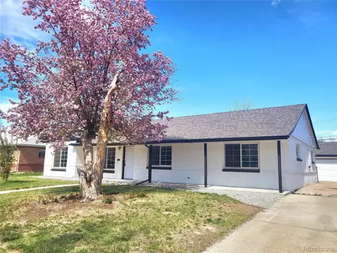 836 Revere St, Aurora, CO 80011