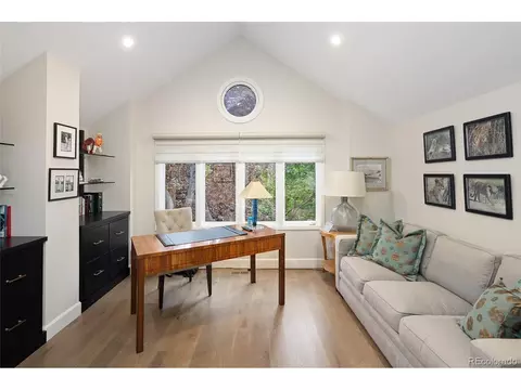 528 Madison St, Denver, CO 80206 photo 4