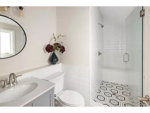 528 Madison St, Denver, CO 80206 photo 3