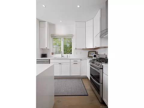 528 Madison St, Denver, CO 80206 photo 21