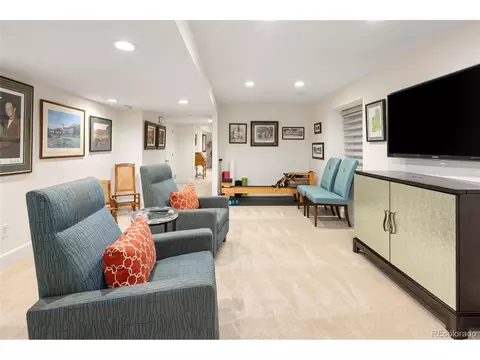 528 Madison St, Denver, CO 80206 photo 31