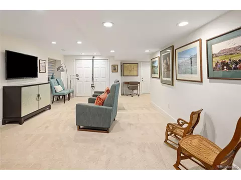 528 Madison St, Denver, CO 80206 photo 32