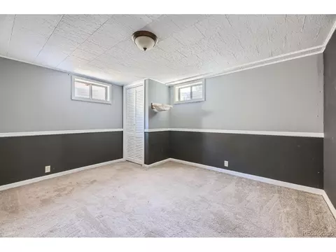 5485 E Bails Dr, Denver, CO 80222 photo 19