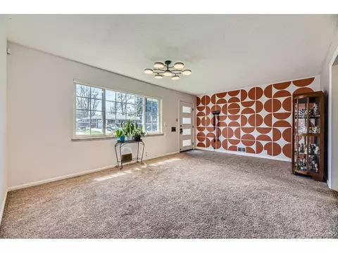 5485 E Bails Dr, Denver, CO 80222 photo 5