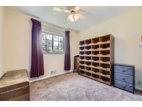 5485 E Bails Dr, Denver, CO 80222 photo 16