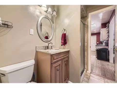 5485 E Bails Dr, Denver, CO 80222 photo 14