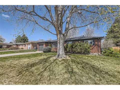 5485 E Bails Dr, Denver, CO 80222 photo 2