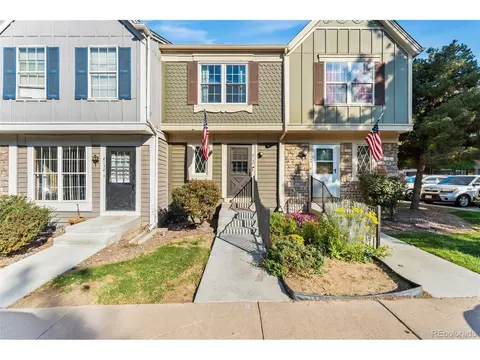 8140 S Fillmore Cir, Centennial, CO 80122