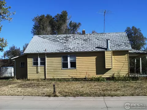 615 Washington Ave, Bennett, CO 80102 photo 3