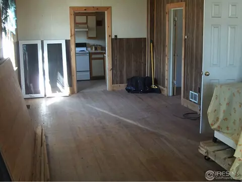 615 Washington Ave, Bennett, CO 80102 photo 6