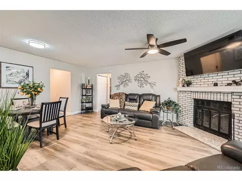 12685 E Pacific Cir #B, Aurora, CO 80014 photo 2