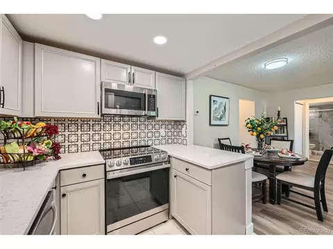 12685 E Pacific Cir #B, Aurora, CO 80014 photo 5