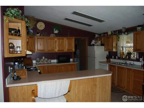 204 E 12th Ave, Yuma, CO 80759 photo 4