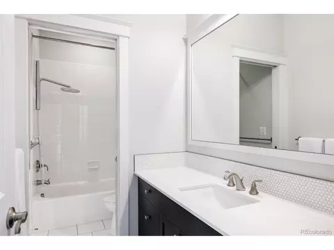 9468 E 52nd Ave, Denver, CO 80238 photo 21