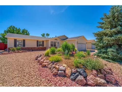 2302 N 5th St, Canon City, CO 81212