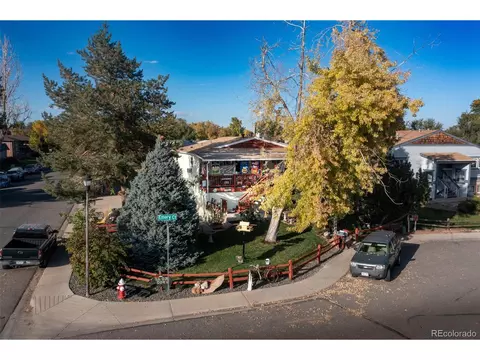 1422 Emery Ct, Longmont, CO 80501