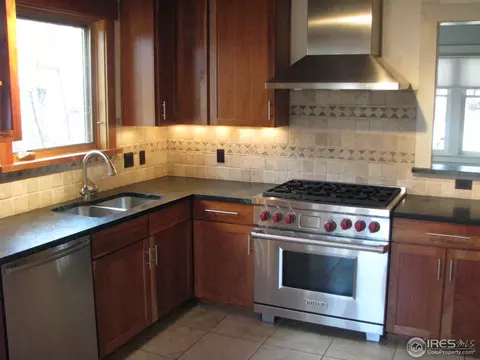 1035 10th St, Boulder, CO 80302 photo 4