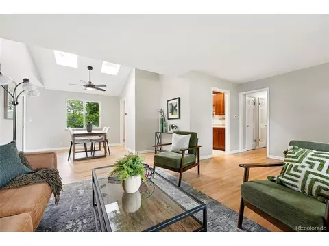 5436 E Atlantic Pl, Denver, CO 80222 photo 8