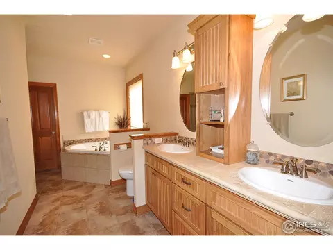 5515 Fairmount Dr, Windsor, CO 80550 photo 15