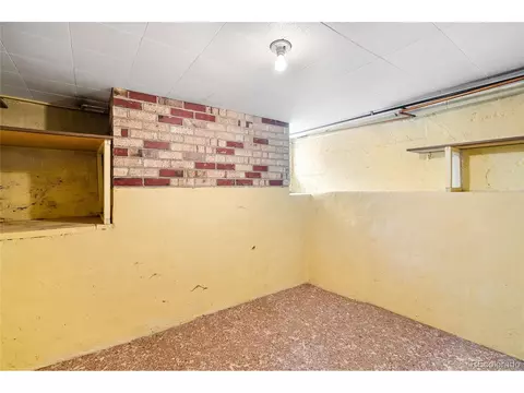Undisclosed, Denver, CO 80221 photo 27