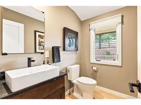 Bath - 5590 Crestbrook Dr, Morrison, CO 80465 photo 5 of 6