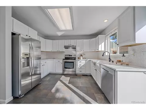 7362 E Villanova Pl, Denver, CO 80231 photo 10