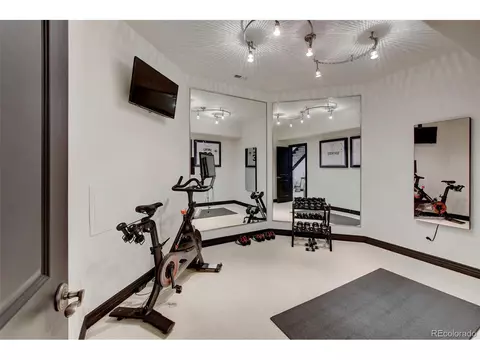 8776 E Iliff Dr, Denver, CO 80231 photo 21