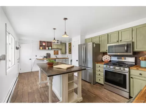 Kitchen - 33758 Harmon Rd, Pine, CO 80470 photo 1 of 5