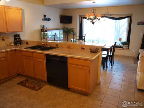 226 S 3rd St, Berthoud, CO 80513 photo 6