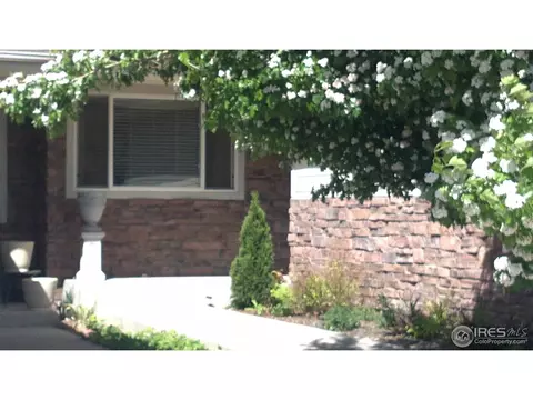 226 S 3rd St, Berthoud, CO 80513 photo 2