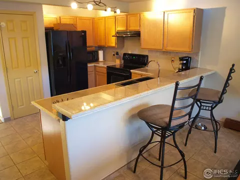 226 S 3rd St, Berthoud, CO 80513 photo 4
