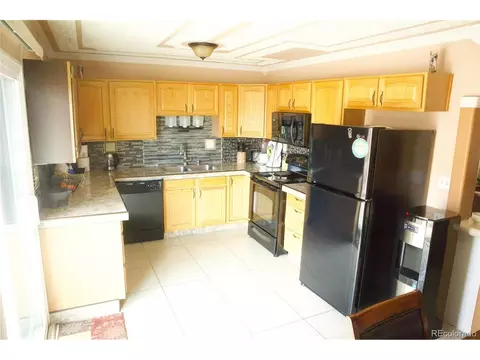 2584 E 97th Ave, Thornton, CO 80229 photo 5